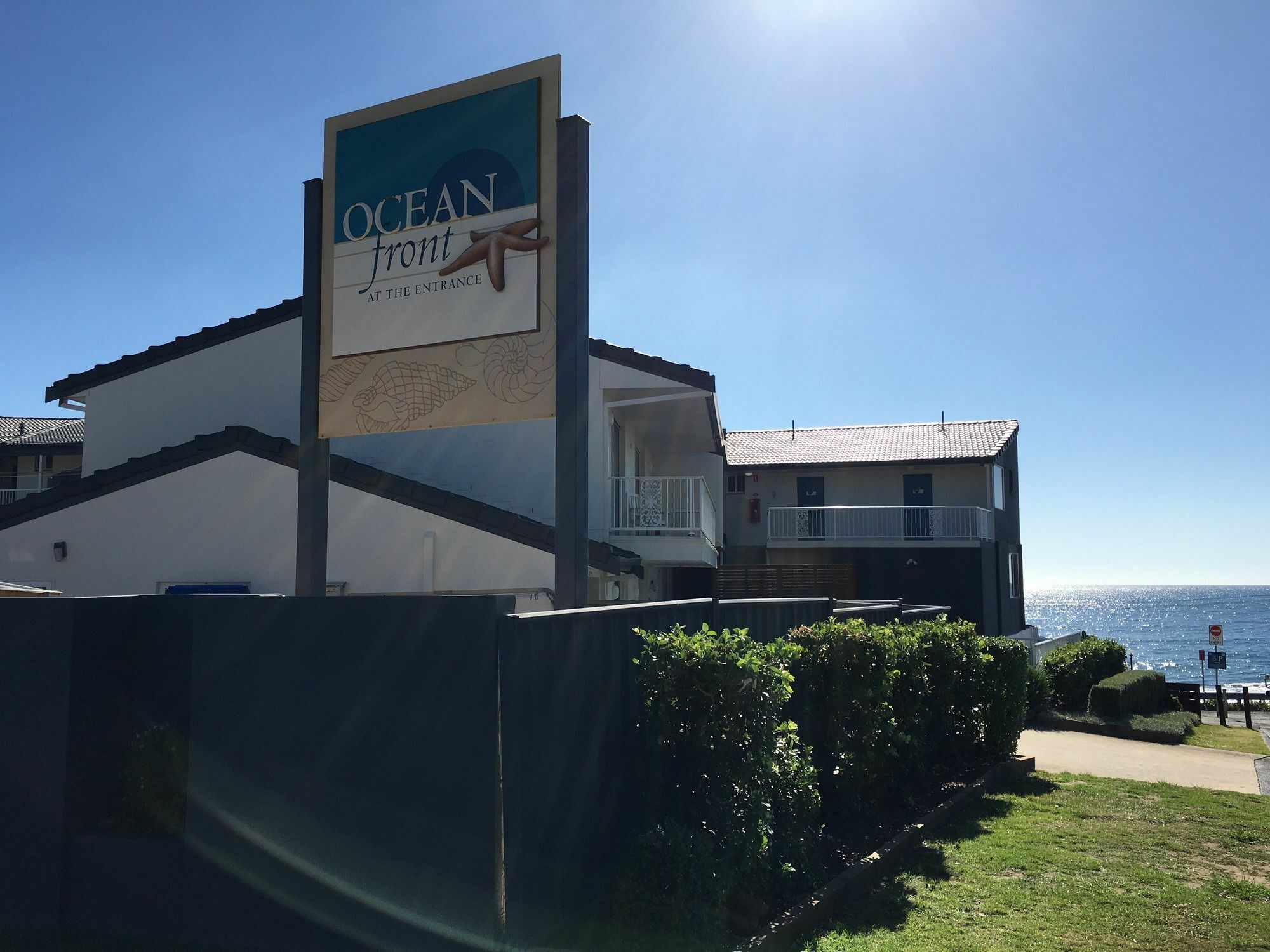Ocean Front Motel Entrance Esterno foto